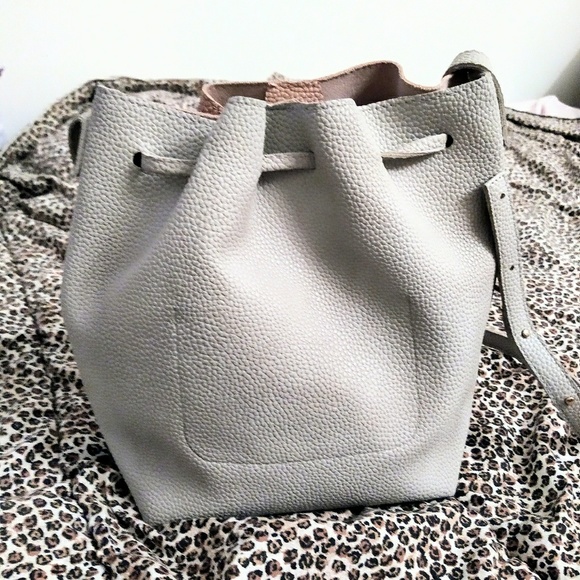 Pink Grey Bucket Crossbody Shoulder Purse Bag - Picture 2 of 5